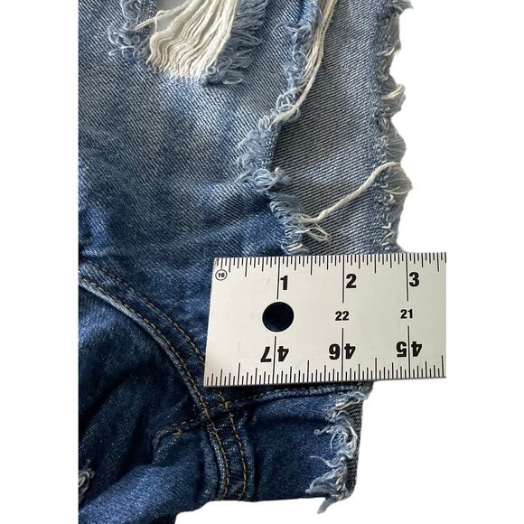 Aeropostale Vintage High Rise Shorty Distressed Denim Jean Shorts Size 6 Reg - Picture 7 of 13